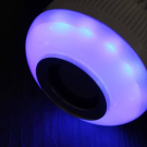 Bluetooth hangszórós LED izzó