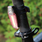 Újratölthető LED kerékpár lámpa