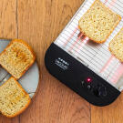 Cecotec Easy Toast Basic Kenyérpirító 900W