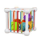 Készségfejlesztő kocka babáknak 6 db színes formával - 15x15x15 cm